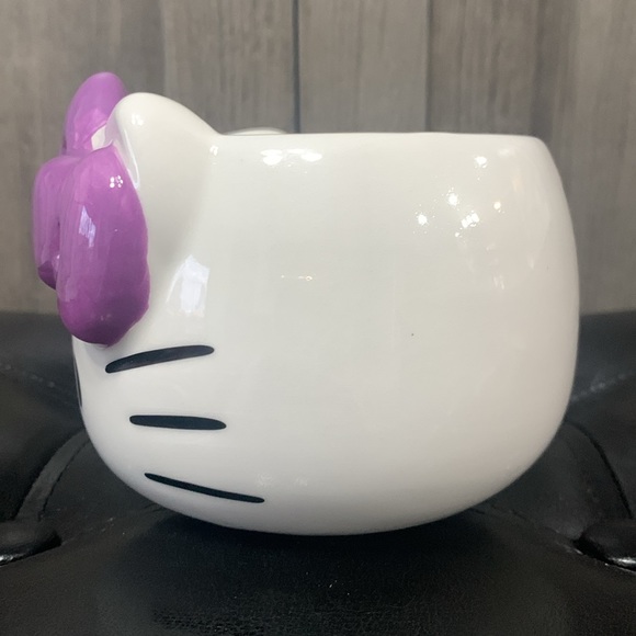 New Hello Kitty Face Purple Bow Sculpted Coffee Mug By Sanrio & Silver Buffalo - Picture 6 of 8